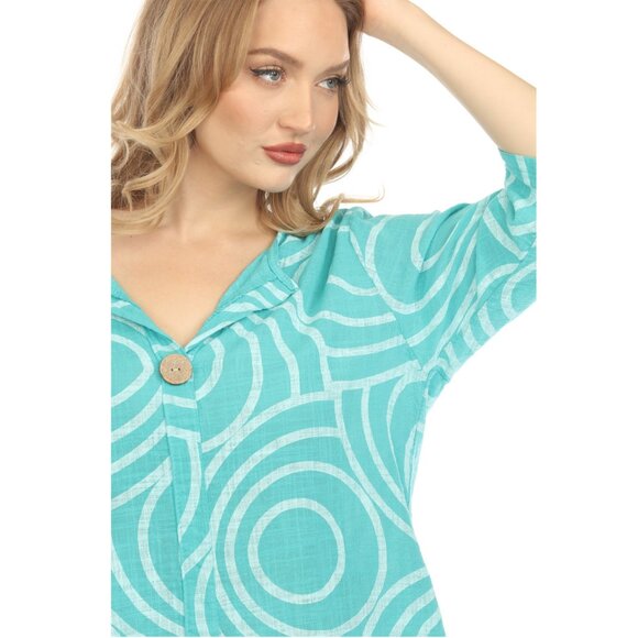 Teal Circle Print one button detail top - Picture 2 of 4